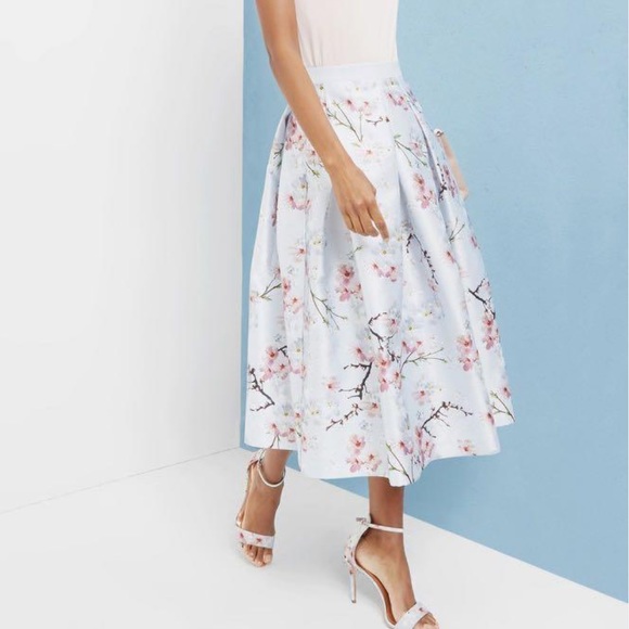 SOLD Ted Baker Oriental Blossom Tillye Burnout Flared Midi Skirt - Picture 2 of 10